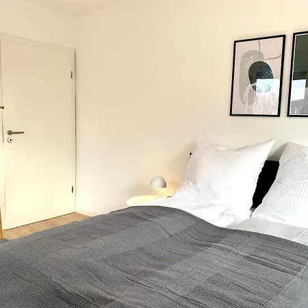 Appartamento Antoni Homes 2-4 Personen I 2 Schlafzimmer I Messe I Uni I Arena Augusta