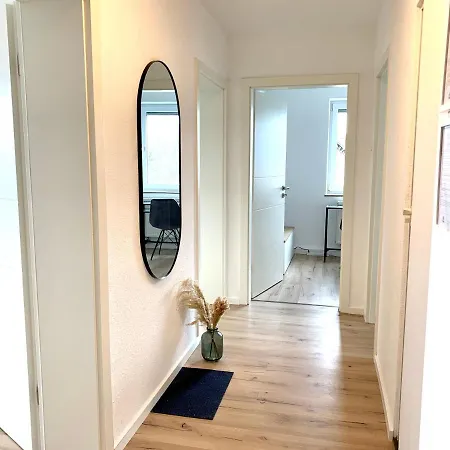 Appartamento Antoni Homes 2-4 Personen I 2 Schlafzimmer I Messe I Uni I Arena Augusta
