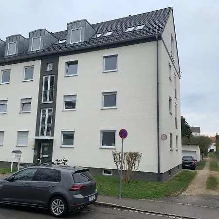Antoni Homes 2-4 Personen I 2 Schlafzimmer I Messe I Uni I Arena * Augusta